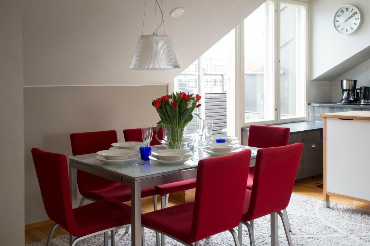 2Ndhomes 2Br City Center Penthouse With Balcony And Sauna Helsinki Exterior foto